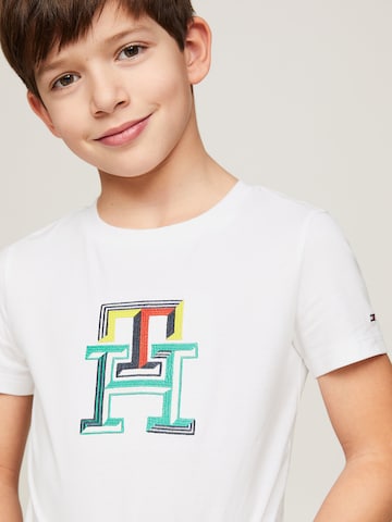 Tricou de la TOMMY HILFIGER pe alb