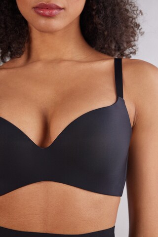 INTIMISSIMI Triangle Bra in Black