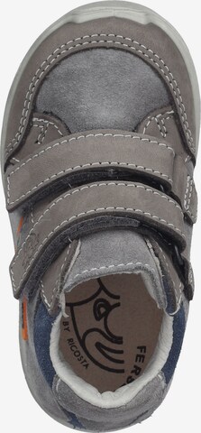 Scarpa bassa 'Kimo' di Pepino in grigio