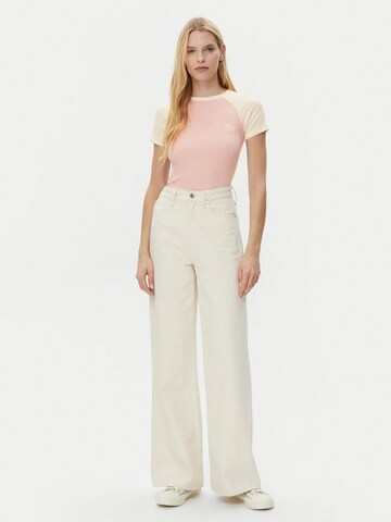 GUESS - Camiseta en rosa