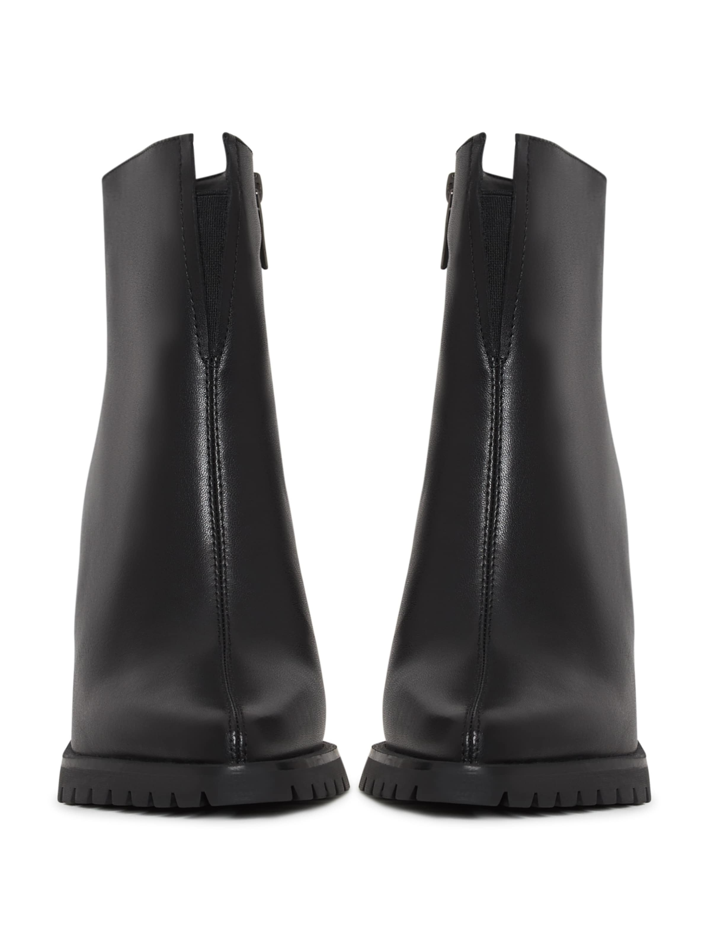 CESARE GASPARI Bootie in Black