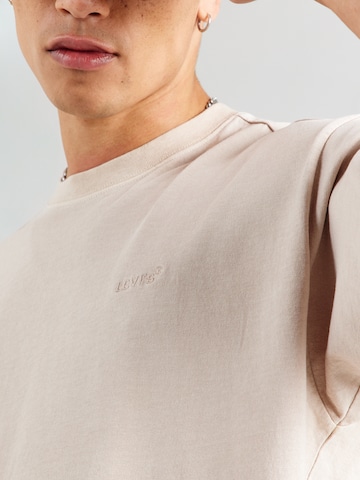 LEVI'S ® 'Red Tab Vintage Tee' in Beige