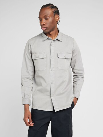 Coupe regular Chemise QS en gris : devant