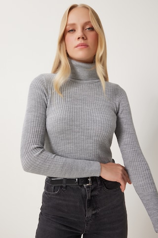 Pullover di Happiness İstanbul in grigio