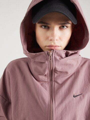 Nike Sportswear Jacke in Lila