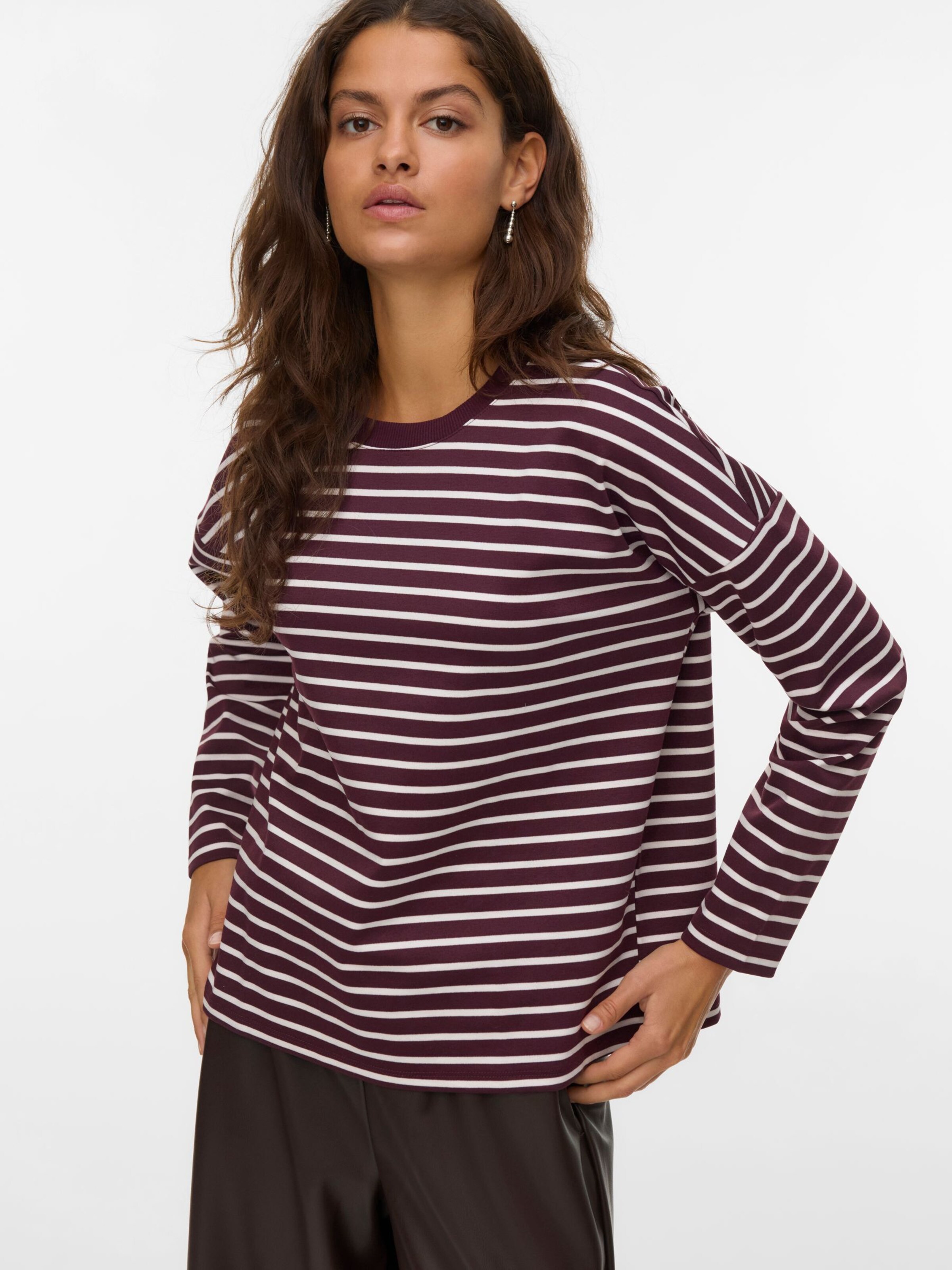 VERO MODA Shirt in Rood: voorkant