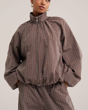 WE Fashion - Chaqueta de entretiempo en marrón