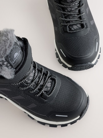 Next Snow boots in Black