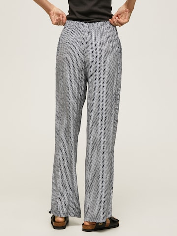 Pepe Jeans Loose fit Pants 'AMAIRA' in Mixed colors