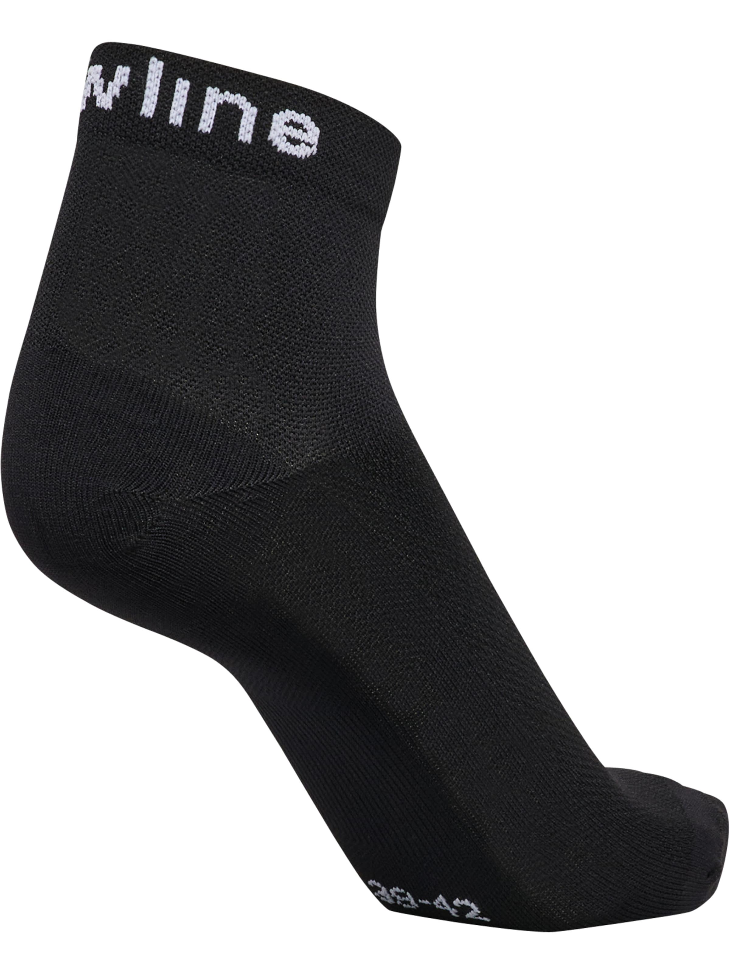 Newline Sports socks in Black