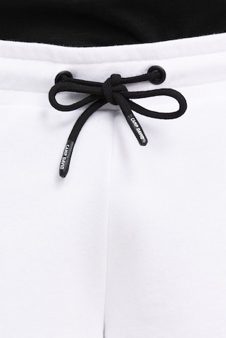 CAMP DAVID Regular Sweatshorts mit Label Print in Weiß