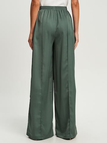 Willa Loosefit Pantalon 'BENNY' in Groen: terug