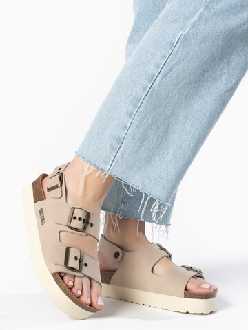 Sandalo 'Achille' di Bayton in beige