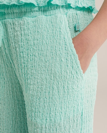 WE Fashion Loosefit Hose in Grün