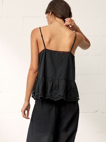 Bhoem Top in Black