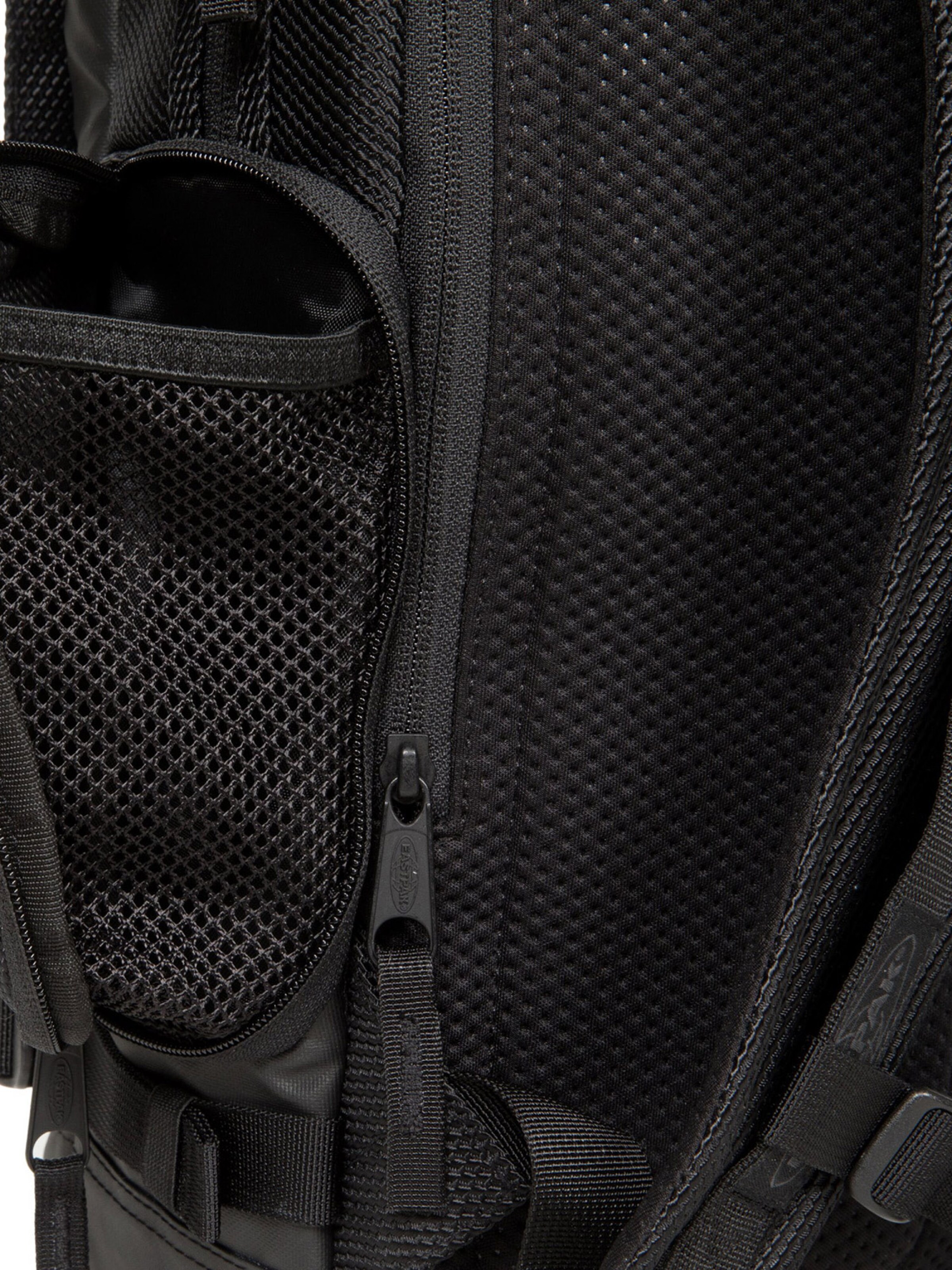 EASTPAK Seljakott 'Tecum', värv must