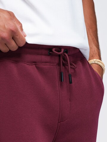 regular Pantaloni sportivi di Ombre in rosso