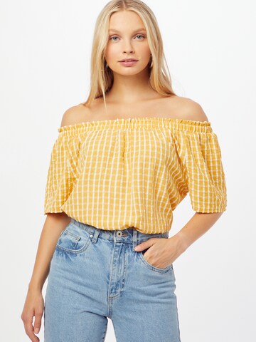 Freequent Blouse in Yellow: front