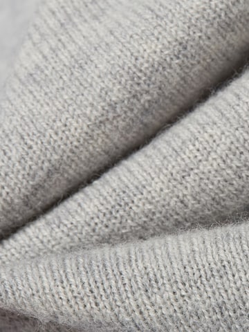 Brookshire Pullover in Grau