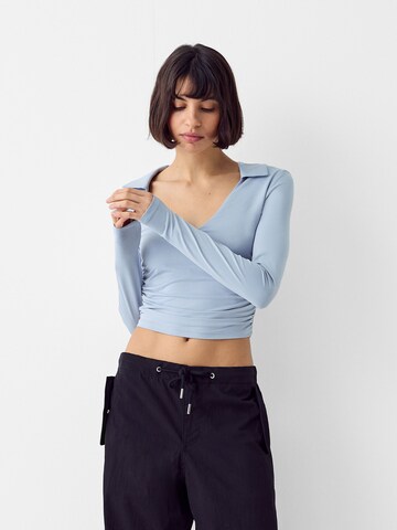 Bershka Shirt in Blauw: voorkant