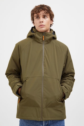 North Bend Between-Season Jacket in Green: front