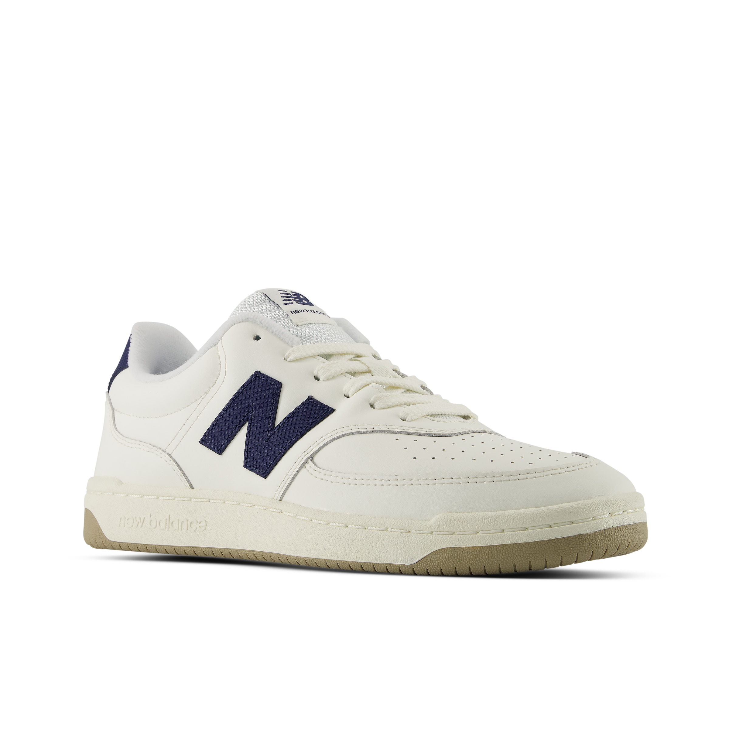 new balance Sneakers in White