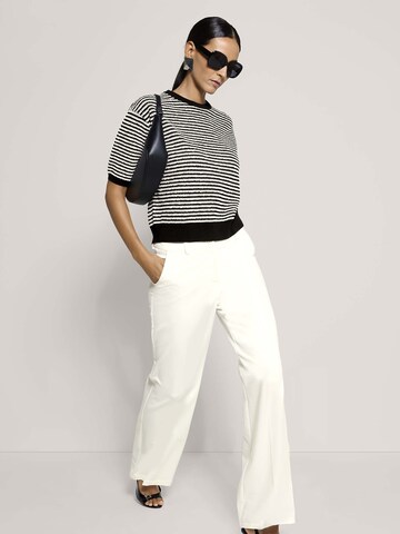 MADELEINE Sweater in Black