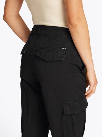 Loosefit Pantaloni cargo di Tommy Jeans in nero