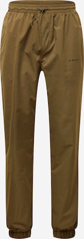 Mennace Regular Pants in Green: front