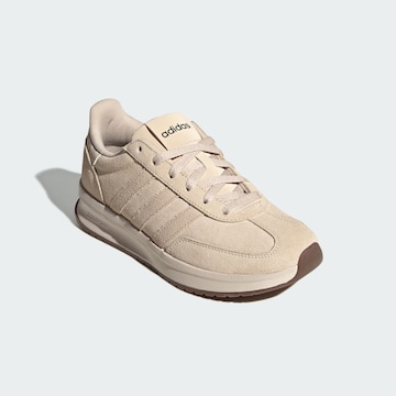 Baskets basses 'Run 70S 2.0' ADIDAS SPORTSWEAR en beige