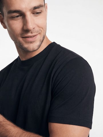 Antargo Shirt 'High Neck'‌ in Schwarz