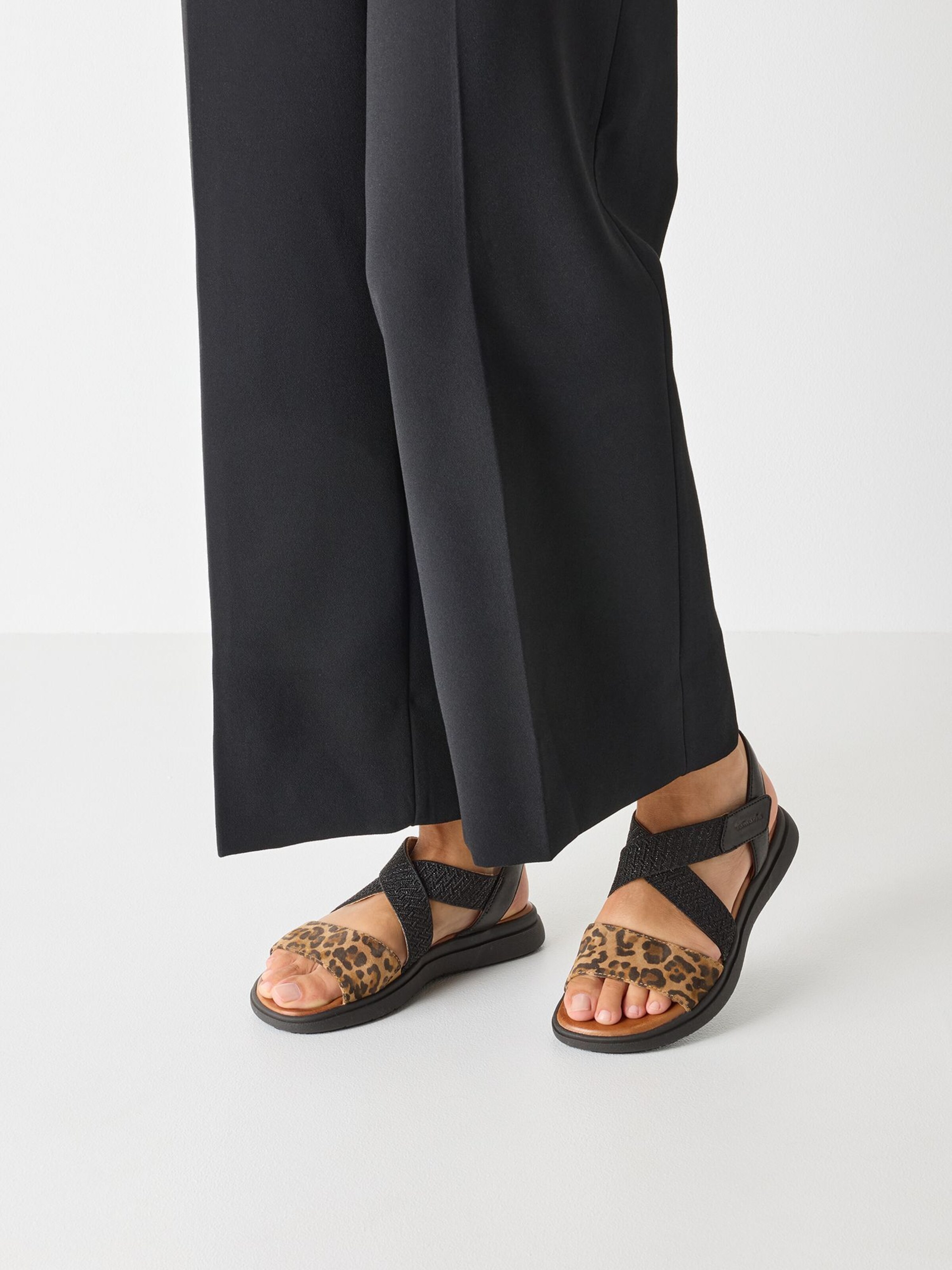 Sandales Tamaris en noir