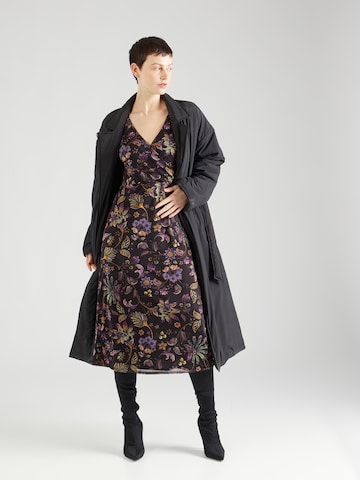 Robe Wallis en noir