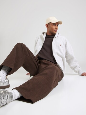 Giacca di felpa di Abercrombie & Fitch in grigio
