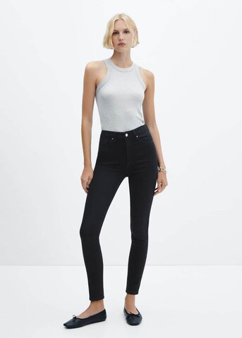 Skinny Jeans 'Abby' de la MANGO pe negru