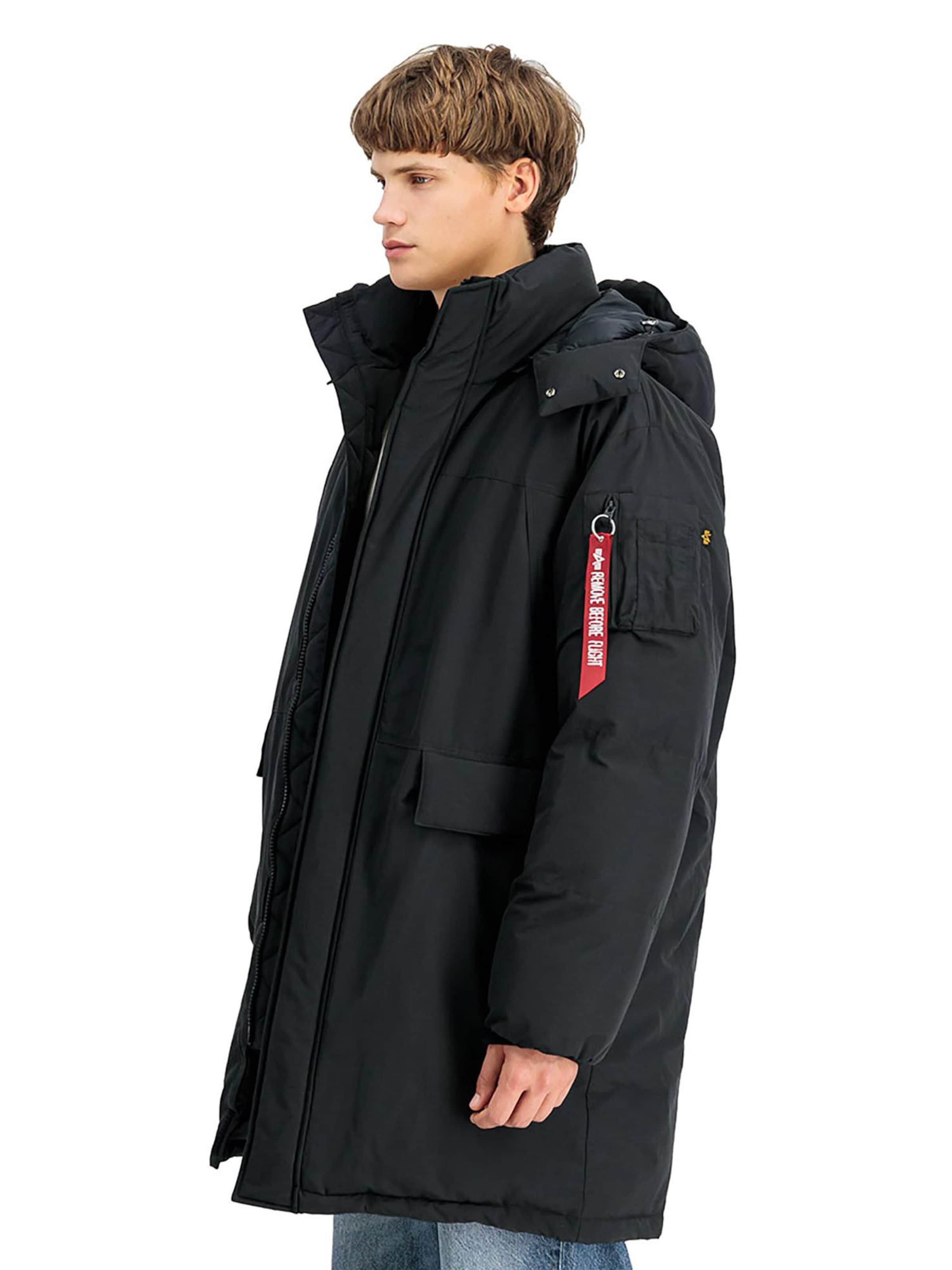 ALPHA INDUSTRIES Winter Parka 'Puffer' in Black
