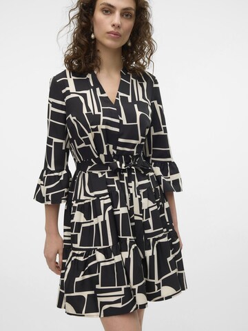 VERO MODA Blousejurk in Zwart: voorkant