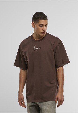 Karl Kani - Camiseta 'Essential' en marrón