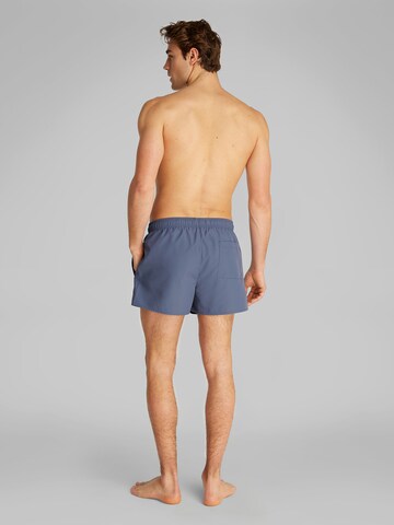 Pantaloncini da bagno di Calvin Klein Swimwear in grigio