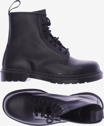 Dr. Martens Stiefel 43 in Schwarz: predná strana