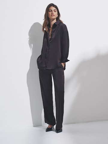 The Set Hosenanzug in Braun: Vorderseite