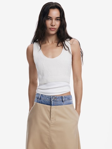 Desigual Knitted top in White: front