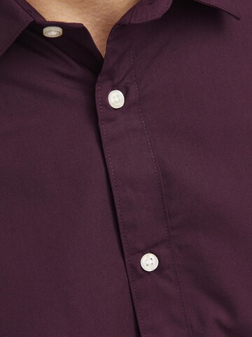 Coupe slim Chemise 'JJJOE' JACK & JONES en rouge