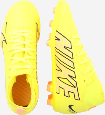 NIKE Спортни обувки в жълто