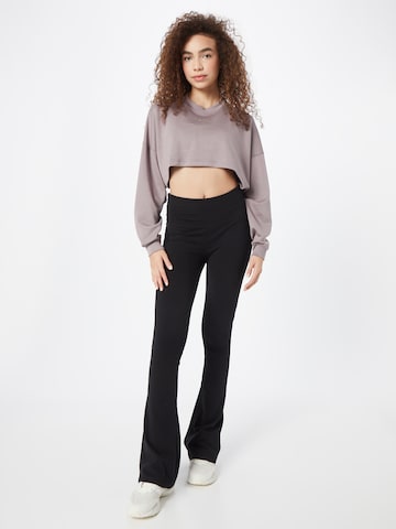 Urban Classics Flared Leggings in Zwart