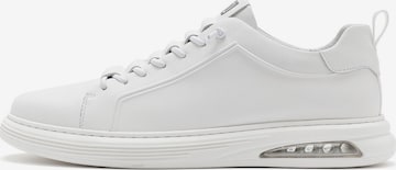 Derimod Sneaker in Weiß: Vorderseite