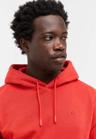 MUSTANG Sweatshirt 'Style Bronson' in Red