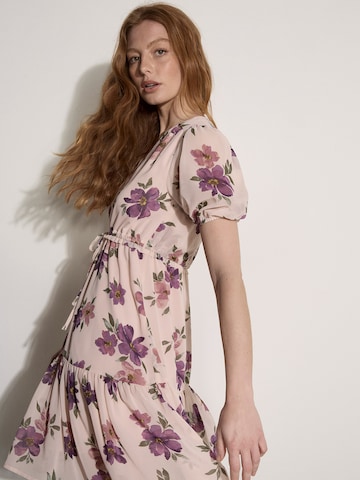 Robe ' ' Apricot en rose