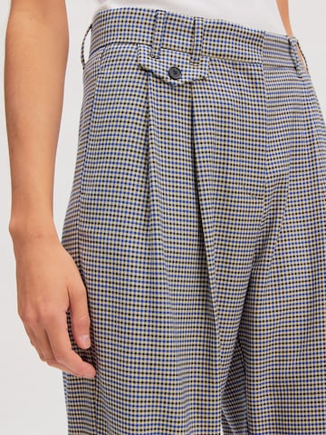 EDITED Zvonové kalhoty Kalhoty se sklady v pase 'Tima' – šedá