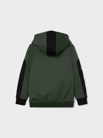 NAME IT - Sweatshirt 'ONITTER' em verde